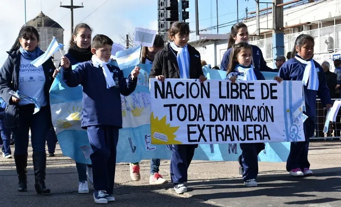 DESFILE DEL 9 DE JULIO (5)