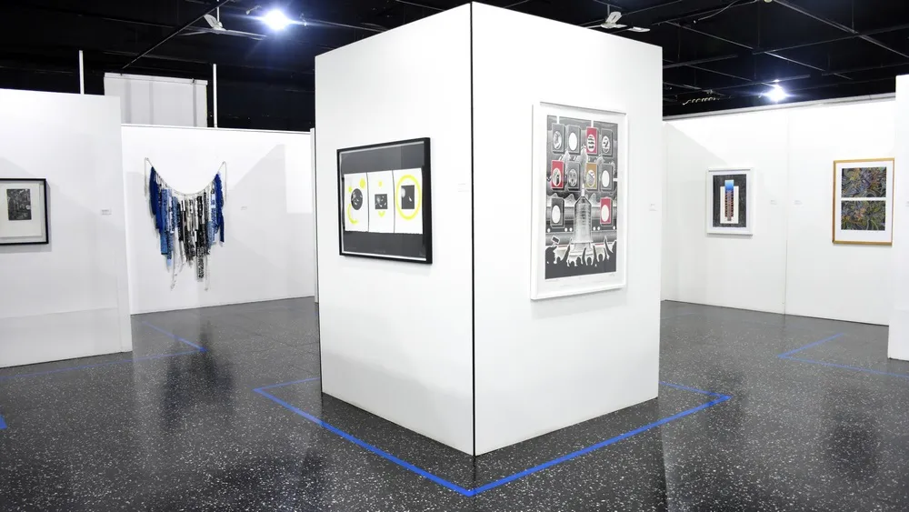 SALÓN DEL BICENTENARIO (2)