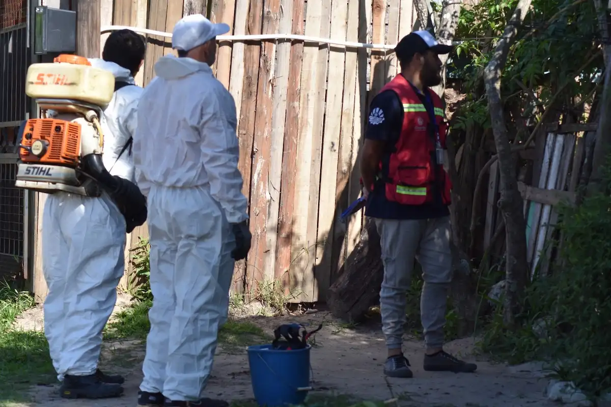 Bloqueo sanitario en Concordia ante un posible caso de chikungunya en el barrio Victorino Simón
