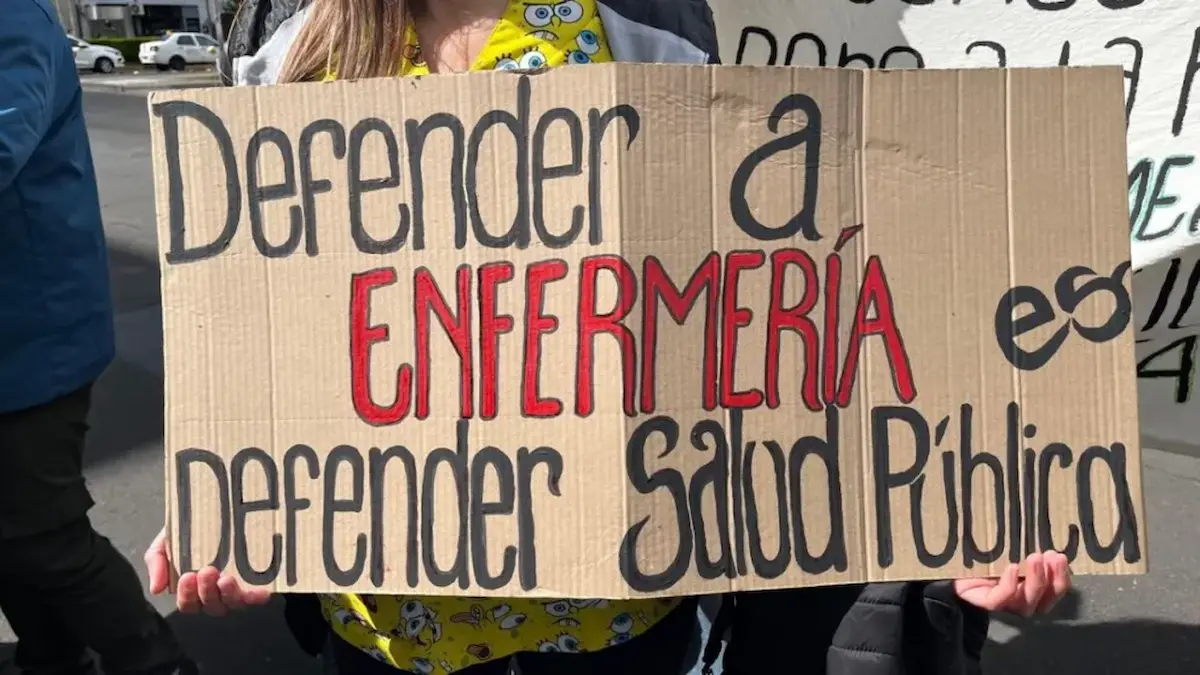 protestas y enfermería - diario el enfoque concordia