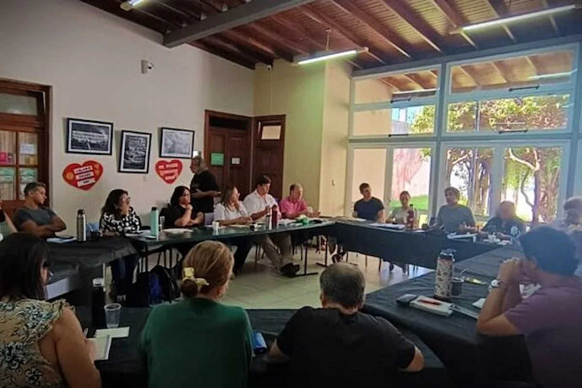 AGMER exige reabrir paritarias y salarios docentes dignos - Diario El Enfoque Concordia