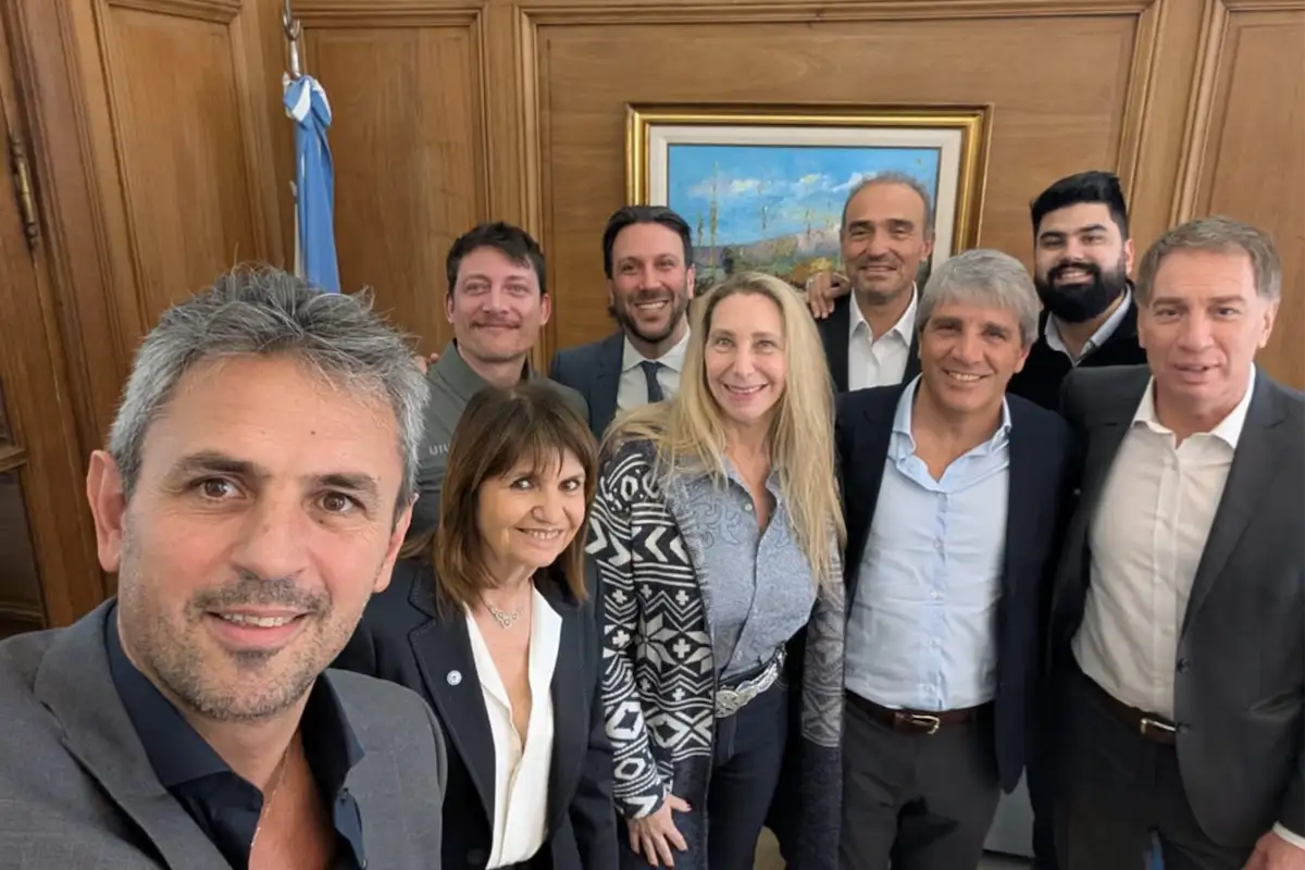 LLA - Gobierno - Diario El Enfoque