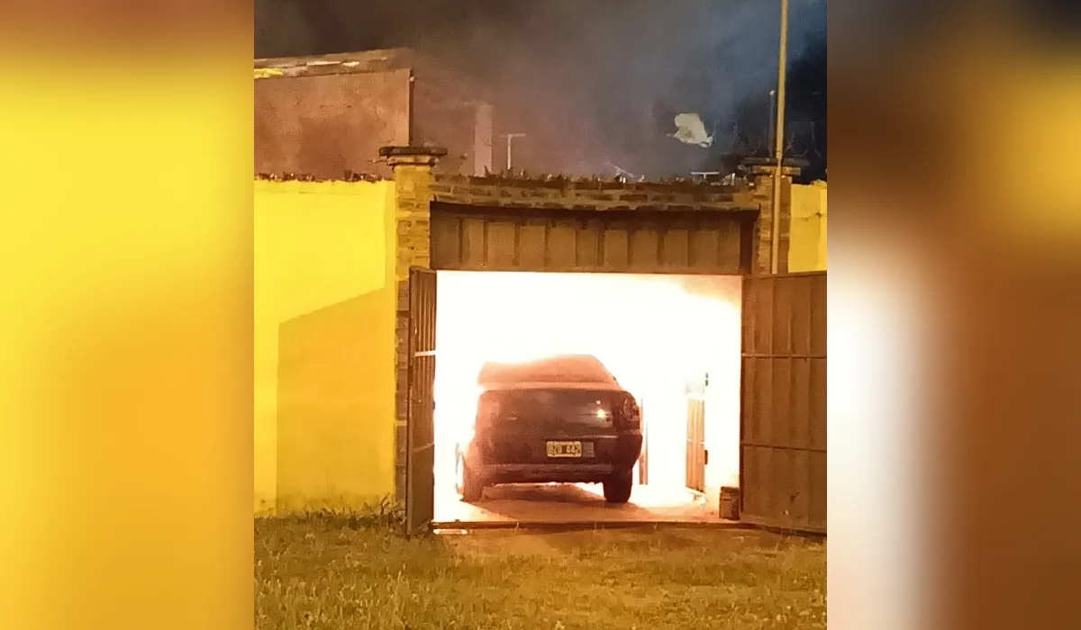 incendio de auto, concordia, entre rios