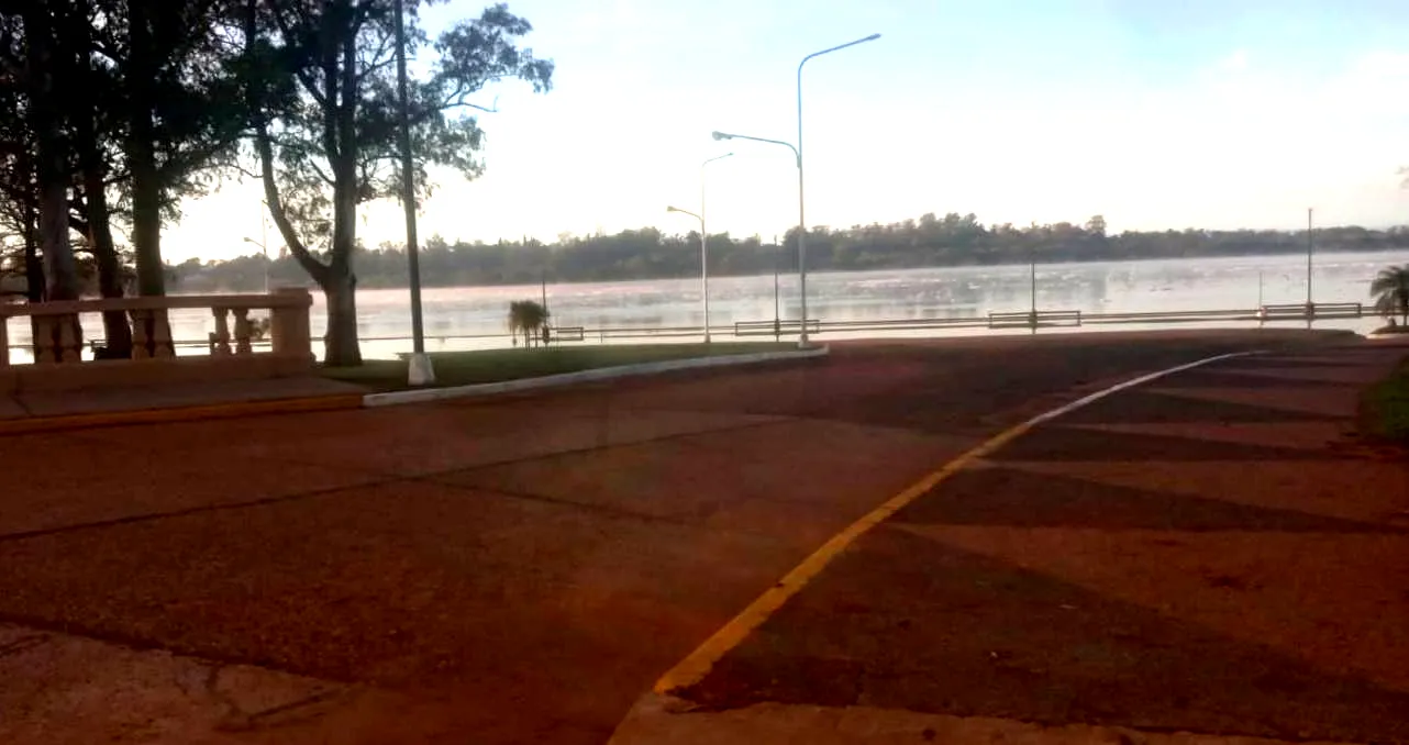 Costanera inundada - Diario El Enfoque Concordia