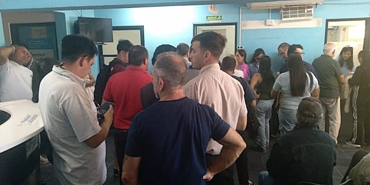 Contratos caídos en el municipio despidos en Tránsito, servicios resentidos y trabajadores sin notificación - Concordia - Diario El Enfoque