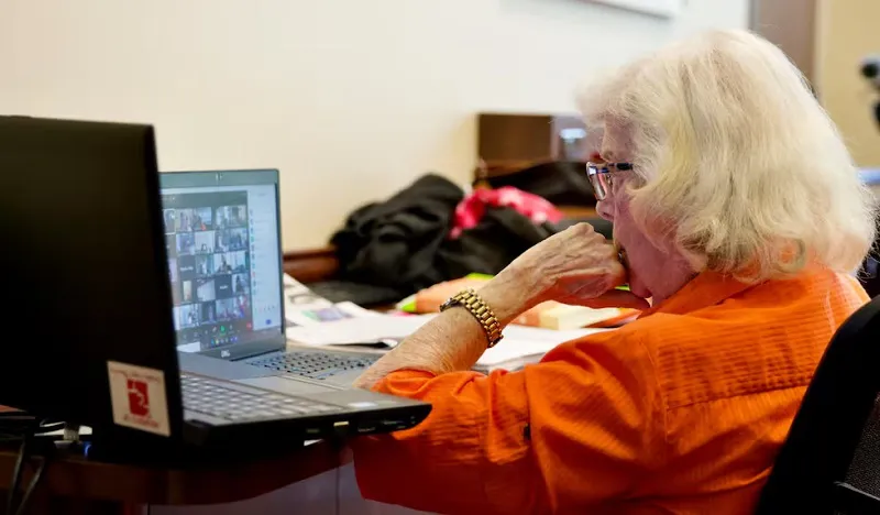 jubilados, jubilaciones, tecnología,