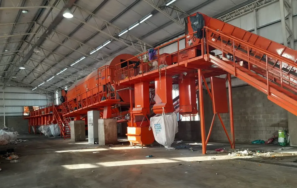 multimedia.grande.83e9dbbfaf9d88bb.Ym9tYmVyb3MgMV9ncmFuZGUud2VicA==