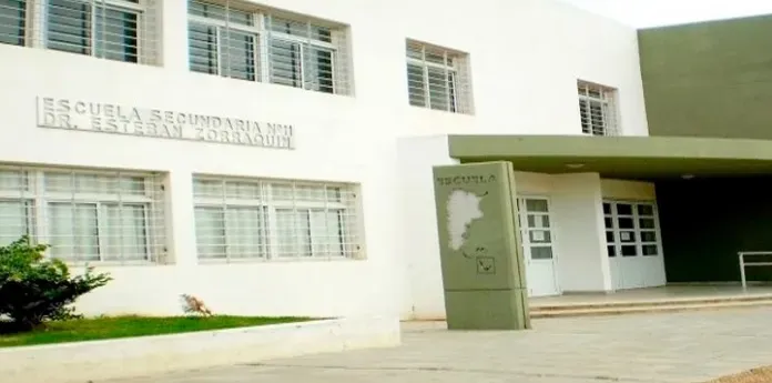 escuela esteban zorraquín 1