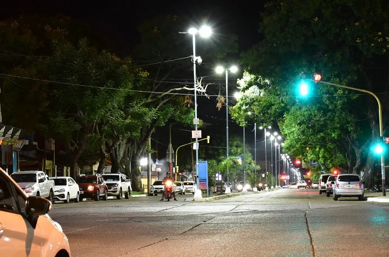 concordia de noche, luz