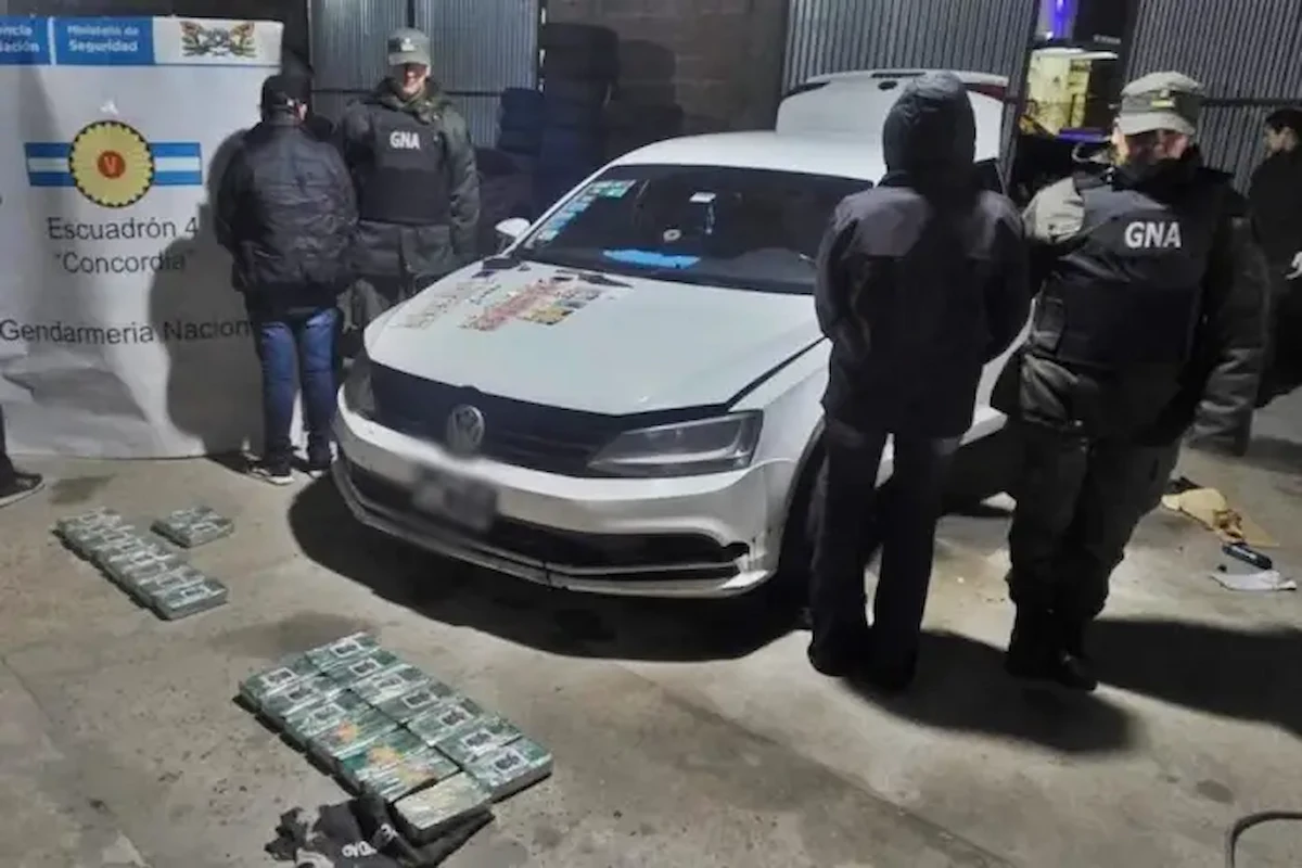 Secuestran 24 kilos de cocaína en la Autovía 14 y hay detenidos - Diario El Enfoque Concordia