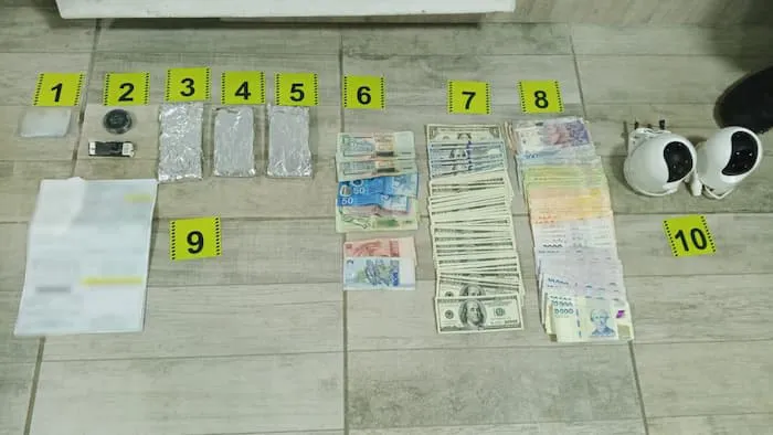 incautan_fentanilo_cocaina_marihuana_y_un_arma_de_fuego_tras_investigar_una_banda_narcocriminal_2