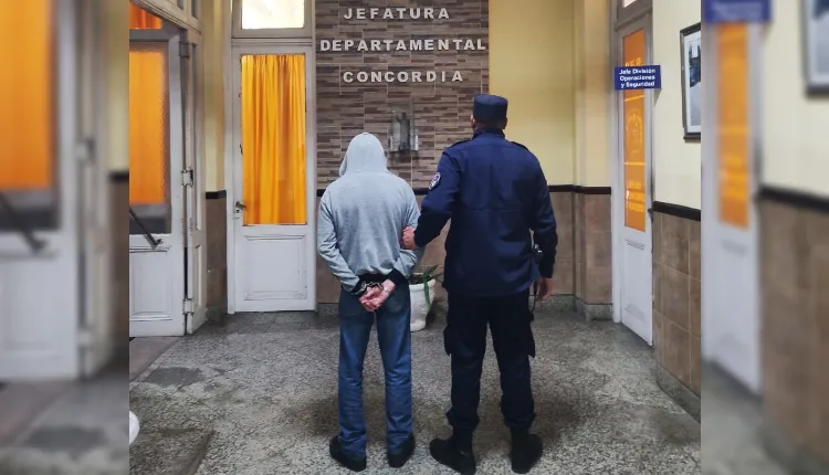 detenido (2)
