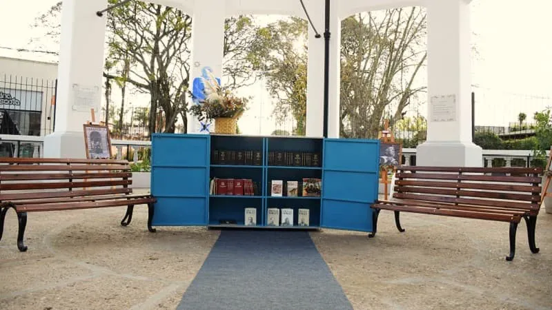 Paseo Borges 1 (1)