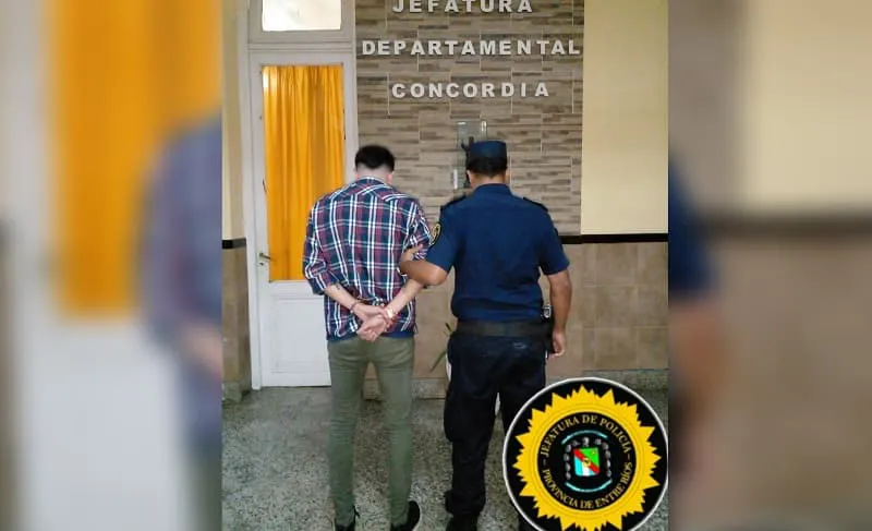 padre golpea a menor de edad (1)