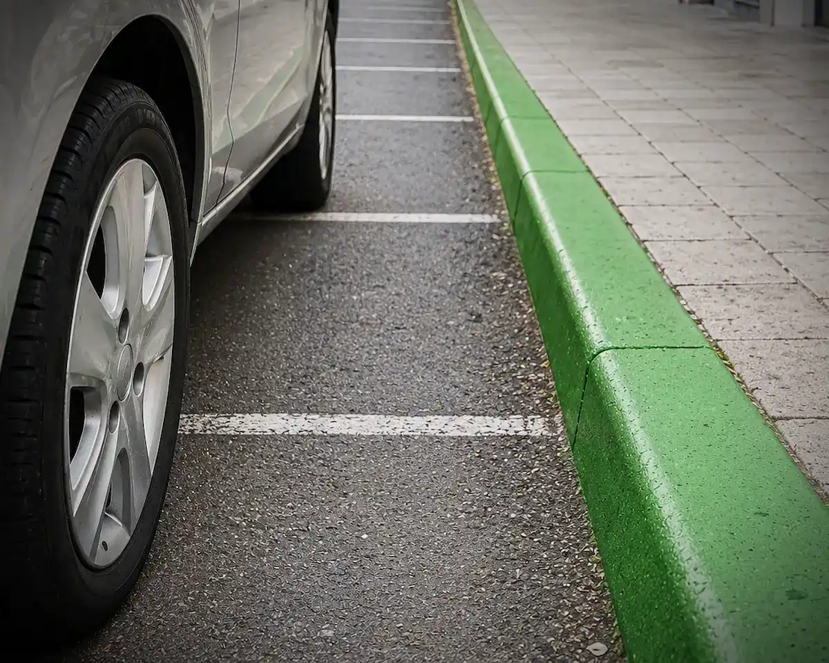Cordones verdes estacionamiento medido - Diario El Enfoque Concordia (1)