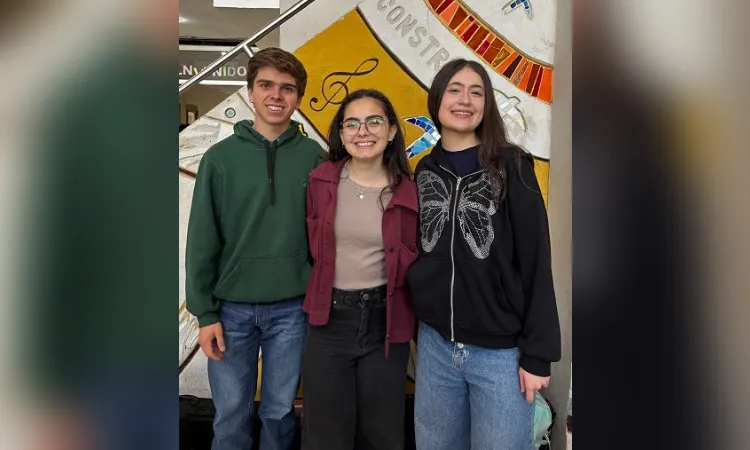 alumnas de la Orquesta Río de los Pájaros