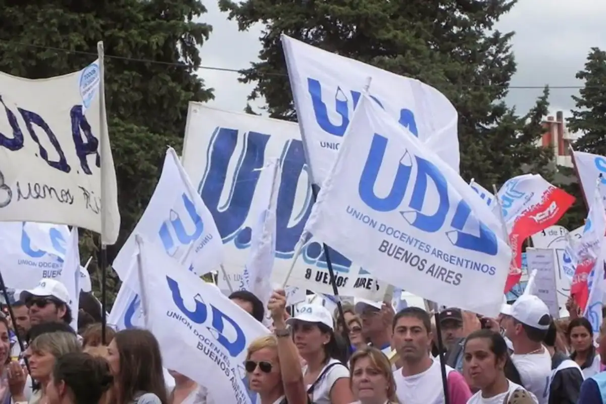 UDA - docentes - diario El Enfoque Concordia