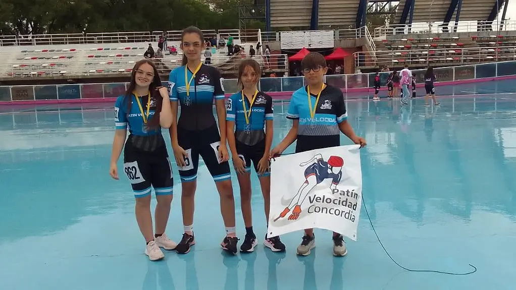 Patinadores concordienses se destacaron en la 8° fecha del Santafesino en Rosario Patín Velocidad - Concordia - Diari El Enfoque