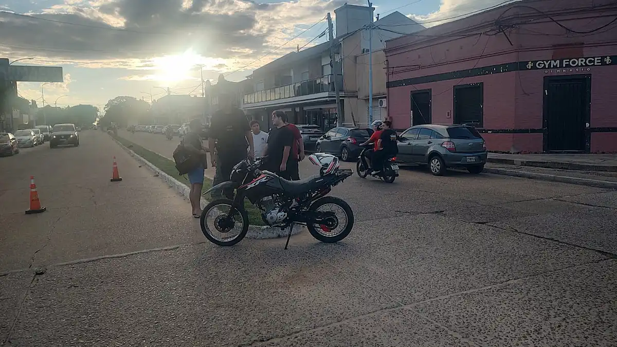 choque entre auto y moto en concordia - diario el enfoque