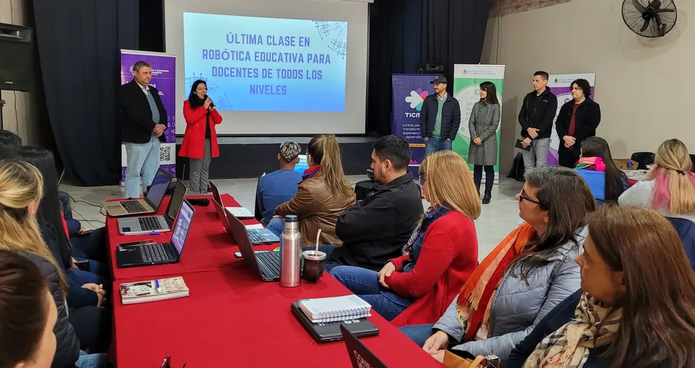 ROBÓTICA EDUCATIVA (2)