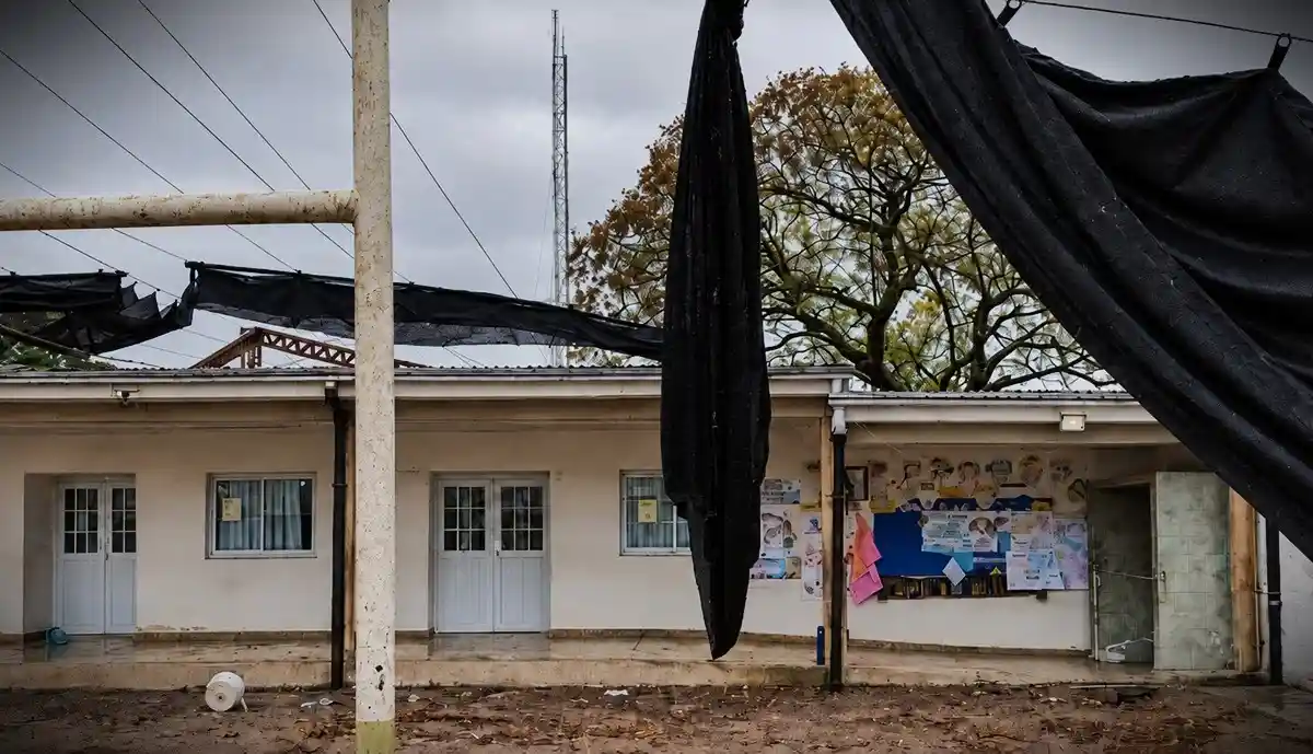 destrozos en escuelas - diario el enfoque concordia