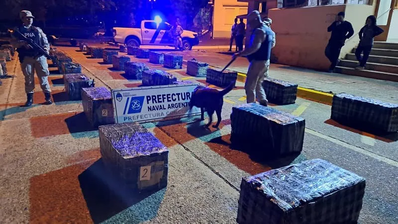 Secuestro cigarrillos Prefectura