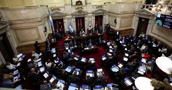 senadores 1