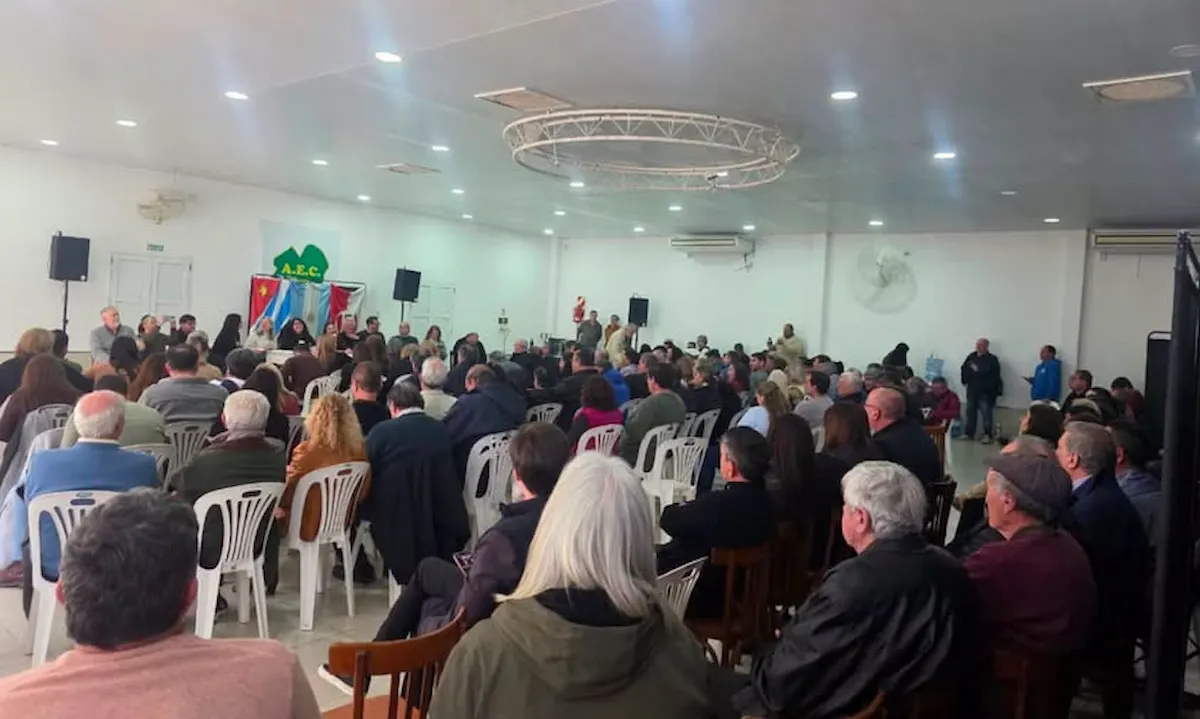 Congreso de la UCR en Villaguay cambios internos y pocas definiciones políticas - Diario El Enfoque