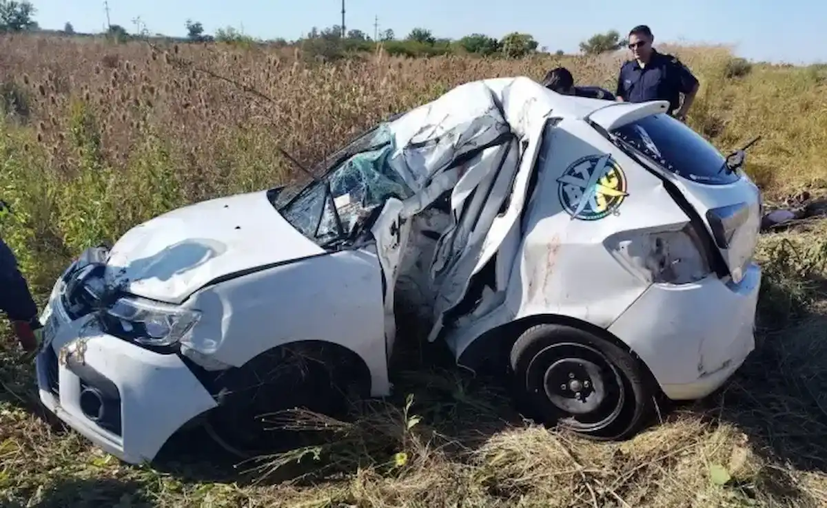Despiste y vuelco en la Ruta 20 - Entre Ríos - Diario El Enfoque